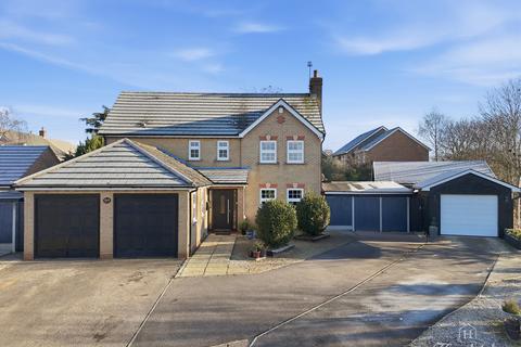 undefined, Whitmore Close, Grays, RM16 3
