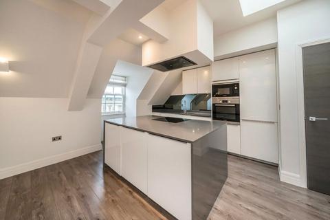 undefined, Kew Bridge Road, Brentford TW8