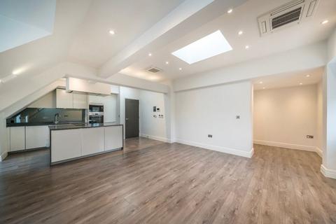 undefined, Kew Bridge Road, Brentford TW8