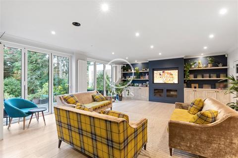 6 bedroom semi-detached house for sale, Ridge Close, London, NW4