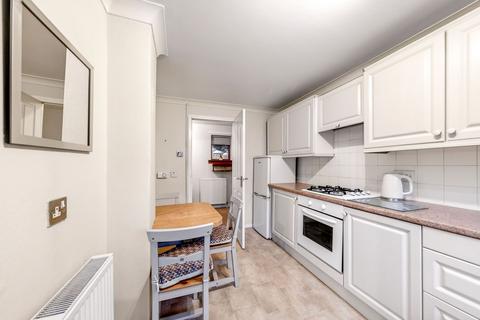 3 bedroom end of terrace house for sale, East Glen Avenue, Livingston EH54