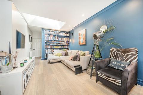 undefined, Gray's Inn Road, London WC1X