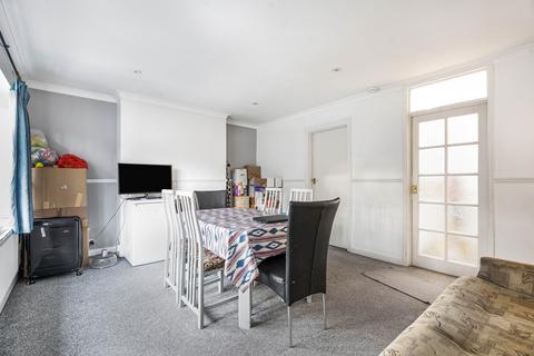 3 bedroom maisonette for sale, Westminster Court, St. Albans, Hertfordshire