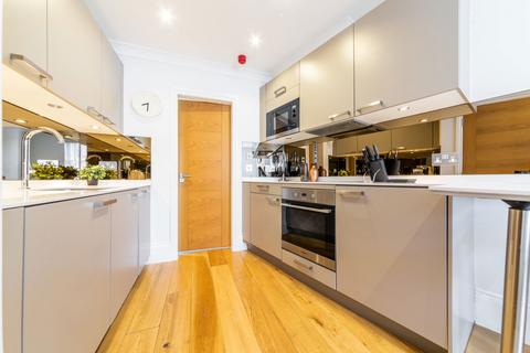 1 bedroom flat to rent, Rupert Street, London W1D