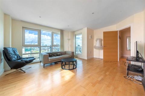 2 bedroom flat for sale, St. George Wharf, London SW8