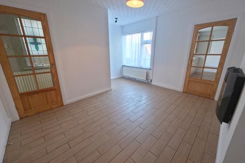 3 bedroom semi-detached house for sale, Berrington Road, Warwickshire CV10