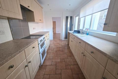 3 bedroom semi-detached house for sale, Berrington Road, Warwickshire CV10