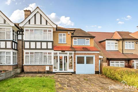 5 bedroom semi-detached house for sale, Lapstone Gardens, Harrow, HA3