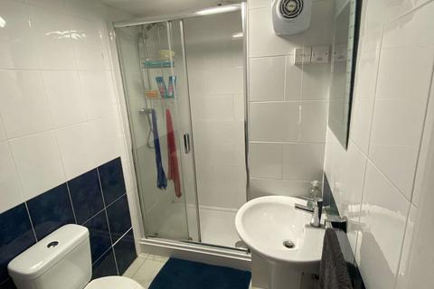 undefined, Village Terrace, Leeds LS4