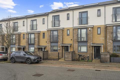 undefined, Vince Dunn Mews, Essex CM17