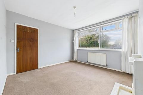 3 bedroom semi-detached house for sale, Kendall Avenue, Stratford-Upon-Avon CV37
