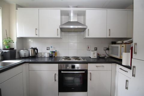 2 bedroom apartment to rent, Fellowes Road, Peterborough