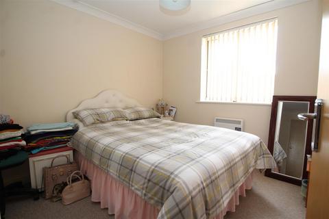 2 bedroom apartment to rent, Fellowes Road, Peterborough