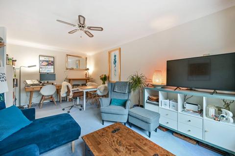 2 bedroom flat for sale, Crescent Road, Kingston, Kingston upon Thames, KT2