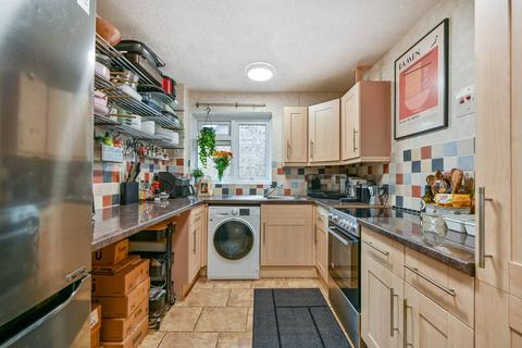 2 bedroom flat for sale, Crescent Road, Kingston, Kingston upon Thames, KT2