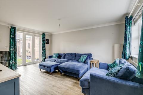4 bedroom link detached house for sale, Beauchamps, Welwyn Garden City, Hertfordshire, AL7