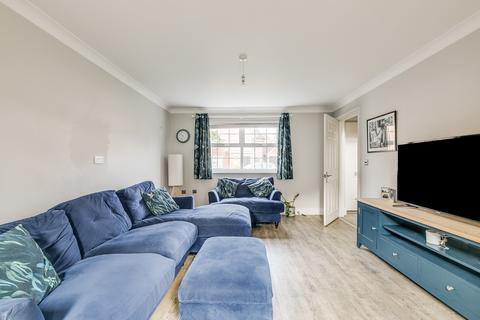 4 bedroom link detached house for sale, Beauchamps, Welwyn Garden City, Hertfordshire, AL7