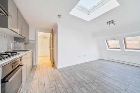 2 bedroom flat for sale, High Wycombe,  Buckinghamshire,  HP13