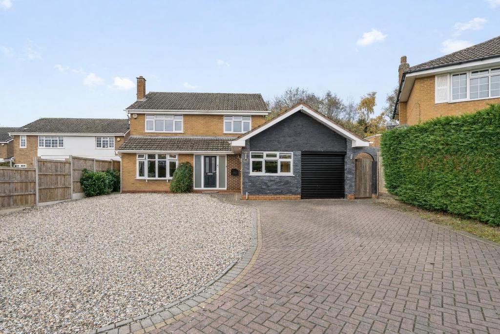 11 Whiteslade Close 21 (2).png