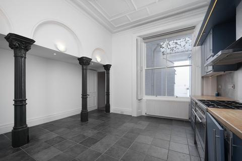 2 bedroom apartment to rent, CORNWALL GARDENS, SOUTH KEN, SW18