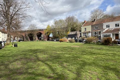 undefined, Bristol BS20