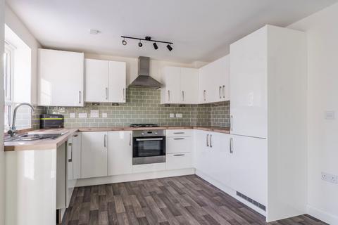 3 bedroom semi-detached house to rent, Haldane Drive, Cringleford