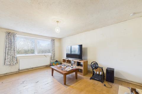 undefined, Roman Close, Feltham, Middlesex, TW14
