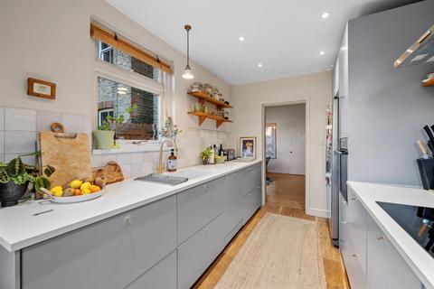 4 bedroom detached house for sale, Bromley Gardens, Shortlands, Bromley, BR2