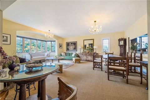 2 bedroom apartment for sale, Mavelstone Road, Bickley, Kent