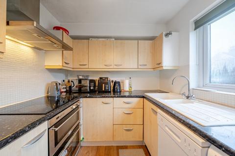 1 bedroom flat to rent, Shelley Way, London, SW19