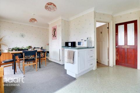 3 bedroom terraced house for sale, Chapel Street, Minster