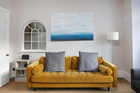 6 bedroom semi-detached house for sale, Grove Park, Camberwell, SE5