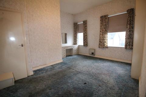 2 bedroom terraced house for sale, Grosvenor Terrace, Heckmondwike