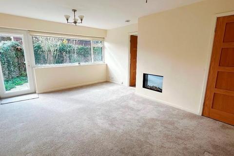 2 bedroom detached bungalow to rent, Holland Close, Bidford-on-avon