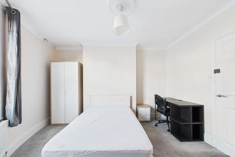undefined, Marle Hill Parade, Cheltenham GL50