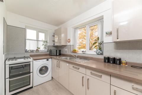 undefined, Tealbeck Court, Otley LS21