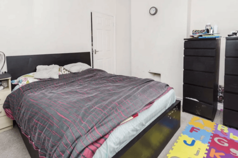 2 bedroom terraced house for sale, Orchard Road, Hounslow, TW4 5JW