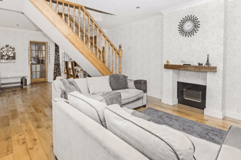 2 bedroom terraced house for sale, Orchard Road, Hounslow, TW4 5JW