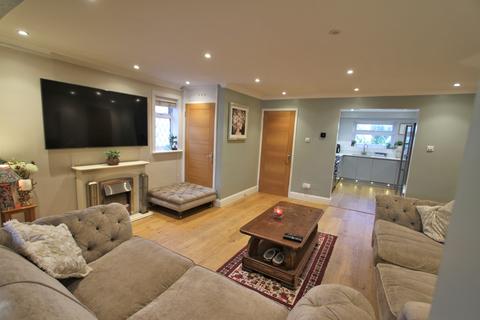 3 bedroom detached house for sale, Sturdee Close, Eastbourne BN23