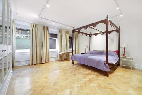 2 bedroom flat to rent, Queens Gate, South Kensington, London, SW7