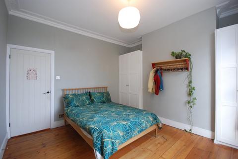 1 bedroom property to rent, Brixton Road, London SW9