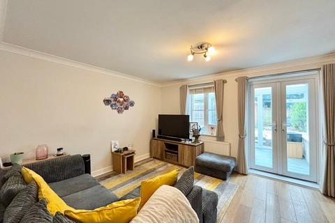 2 bedroom semi-detached house for sale, Helmsman Rise, St Leonards-on-Sea, TN38