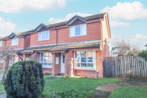 2 bedroom semi-detached house for sale, Griffon Close, Farnborough GU14