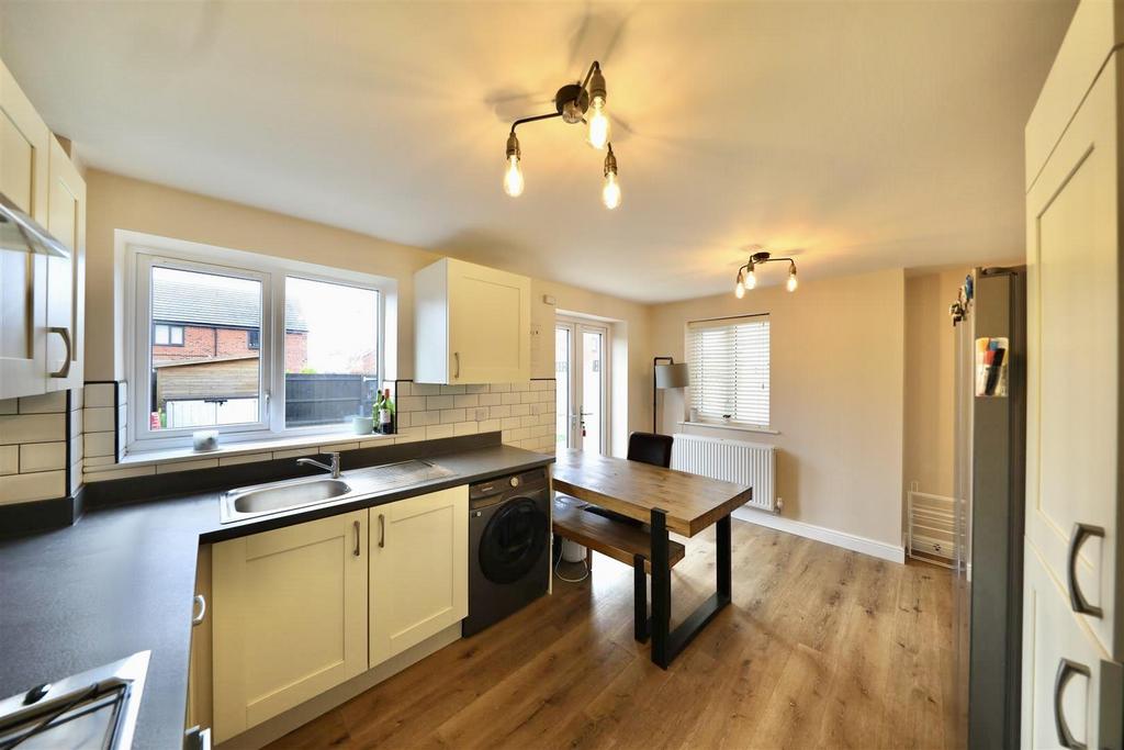 Kitchen diner