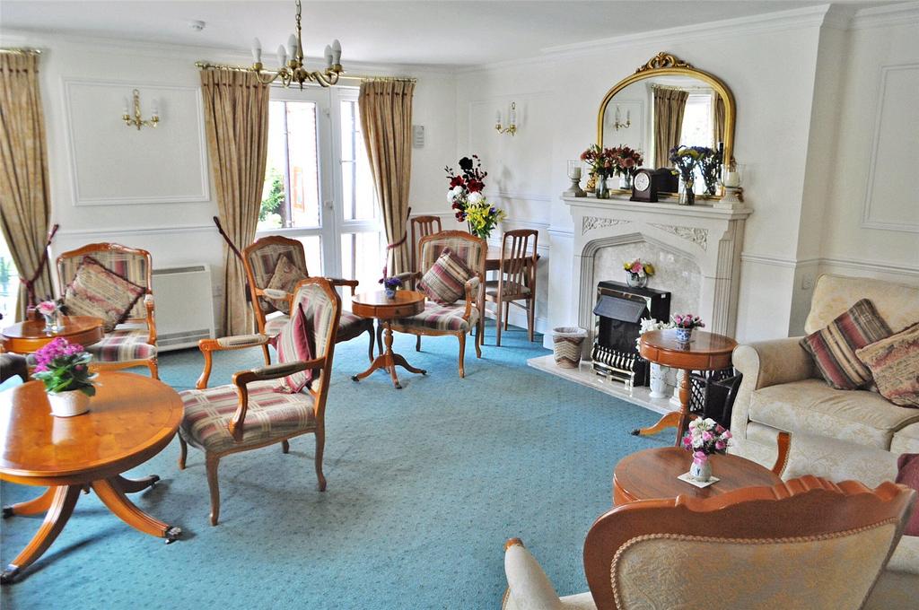 Communal Lounge