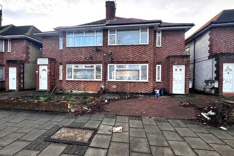 2 bedroom maisonette to rent, Honeypot Lane, Kingsbury, NW9