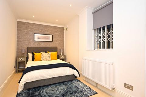 1 bedroom terraced house to rent, 98 Redcliffe Gardens, London, SW10