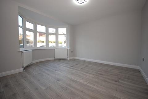 3 bedroom house to rent, Rosedene Avenue, Morden SM4