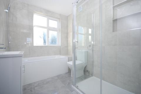 3 bedroom house to rent, Rosedene Avenue, Morden SM4