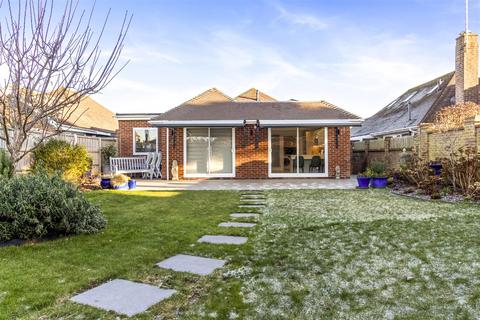 2 bedroom detached bungalow for sale, The Ridings, Littlehampton BN16